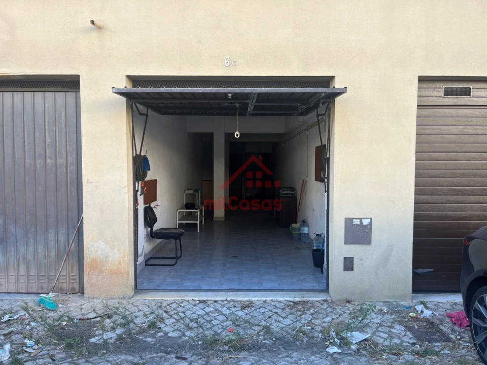 Garagem para Venda em Laranjeiro e Feijó Foto 8