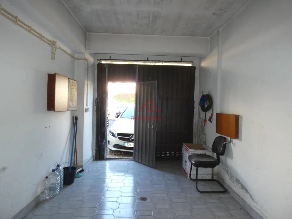 Garagem para Venda em Laranjeiro e Feijó Foto 12