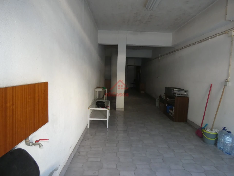 Garagem para Venda em Laranjeiro e Feijó Foto 13