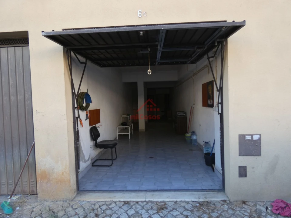 Garagem para Venda em Laranjeiro e Feijó Foto 19