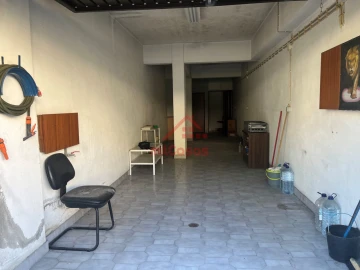 Garagem para Venda em Laranjeiro e Feijó