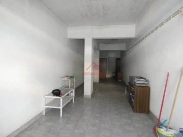 Garagem para Venda em Laranjeiro e Feijó