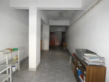 Garagem para Venda em Laranjeiro e Feijó