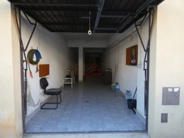 Garagem para Venda em Laranjeiro e Feijó