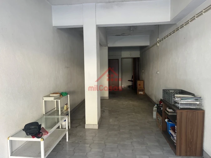 Garagem para Venda em Laranjeiro e Feijó Foto 4
