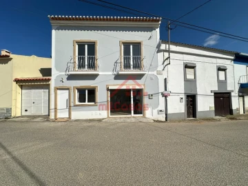 Moradia T2 para Venda em Lourinhã e Atalaia