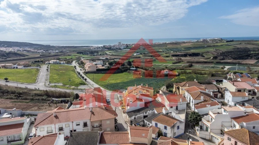 Moradia T2 para Venda em Lourinhã e Atalaia Foto 2