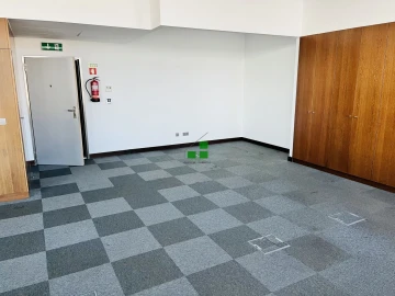 Loja para Arrendamento em Ramalde