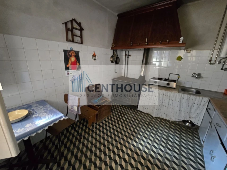 Moradia T4 para Venda em Arganil Foto 39