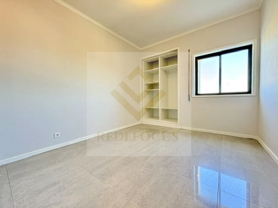 Apartamento T3 para Venda em Paços de Brandão Foto 26