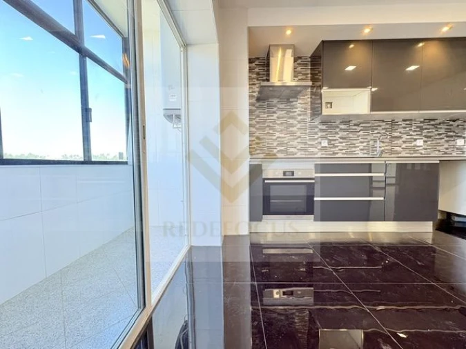 Apartamento T3 para Venda em Paços de Brandão Foto 16