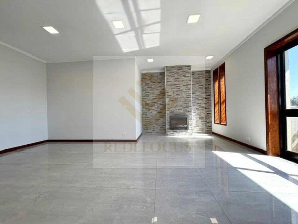 Apartamento T3 para Venda em Paços de Brandão Foto 8