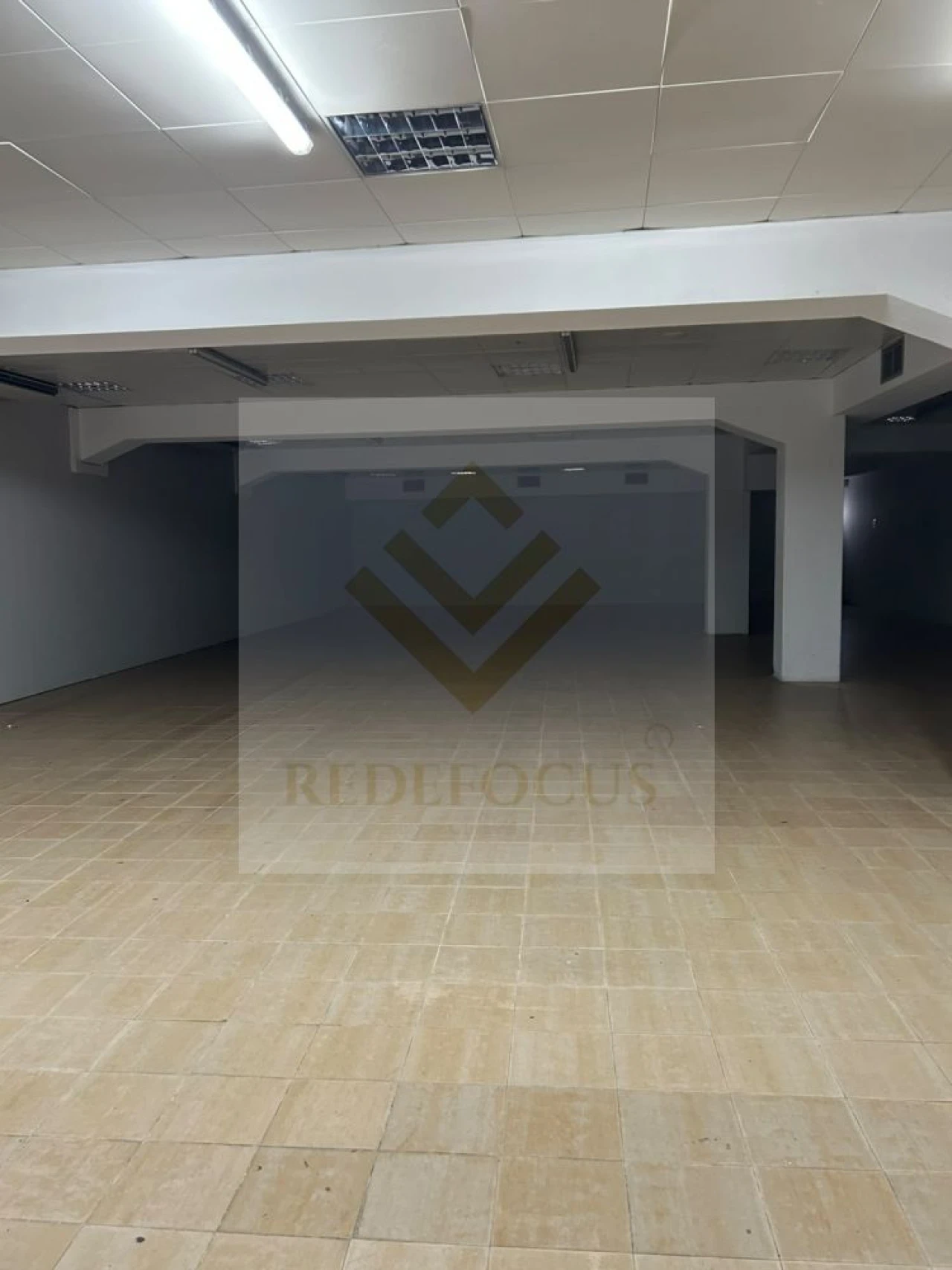Loja para Arrendamento em Braga (São José de São Lázaro e São João do Souto) Foto 6