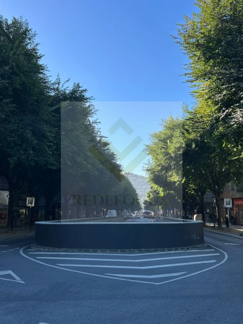 Loja para Arrendamento em Braga (São José de São Lázaro e São João do Souto)