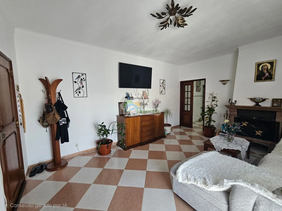 Apartamento T2 para Venda em Reguengos de Monsaraz Foto 32