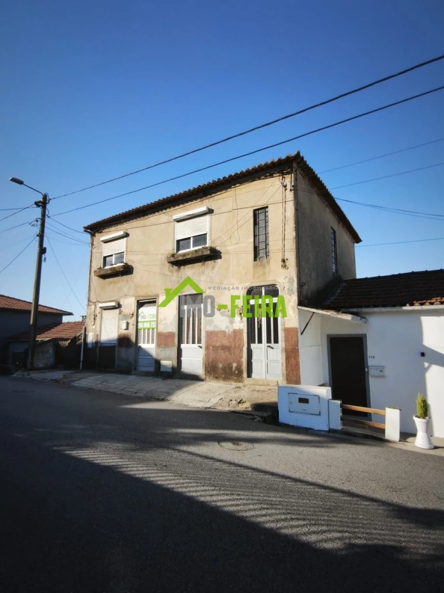 Moradia T3 para Venda em Arrifana Foto 9