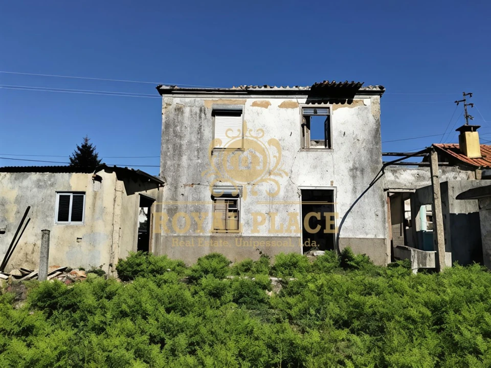 Moradia T4 para Venda em O. Azeméis, Riba-Ul, Ul, Macinhata Seixa, Madail Foto 13