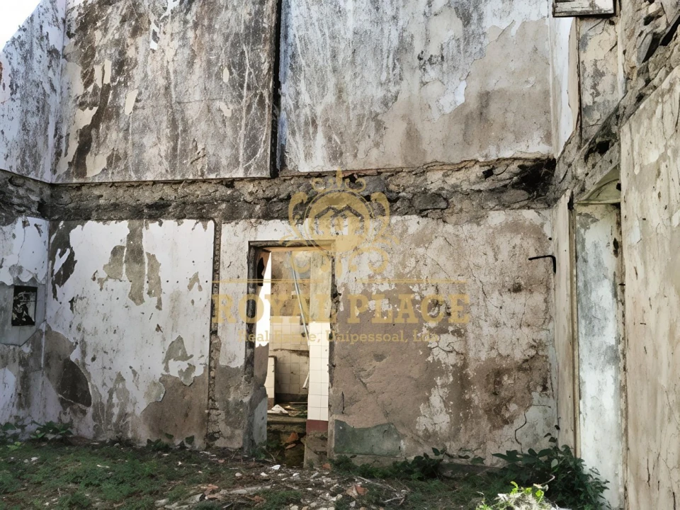 Moradia T4 para Venda em O. Azeméis, Riba-Ul, Ul, Macinhata Seixa, Madail Foto 10