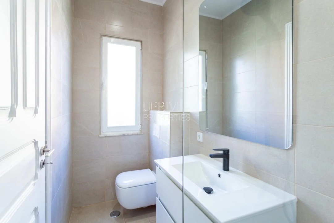 Apartamento T2 para Venda em Areeiro Foto 22