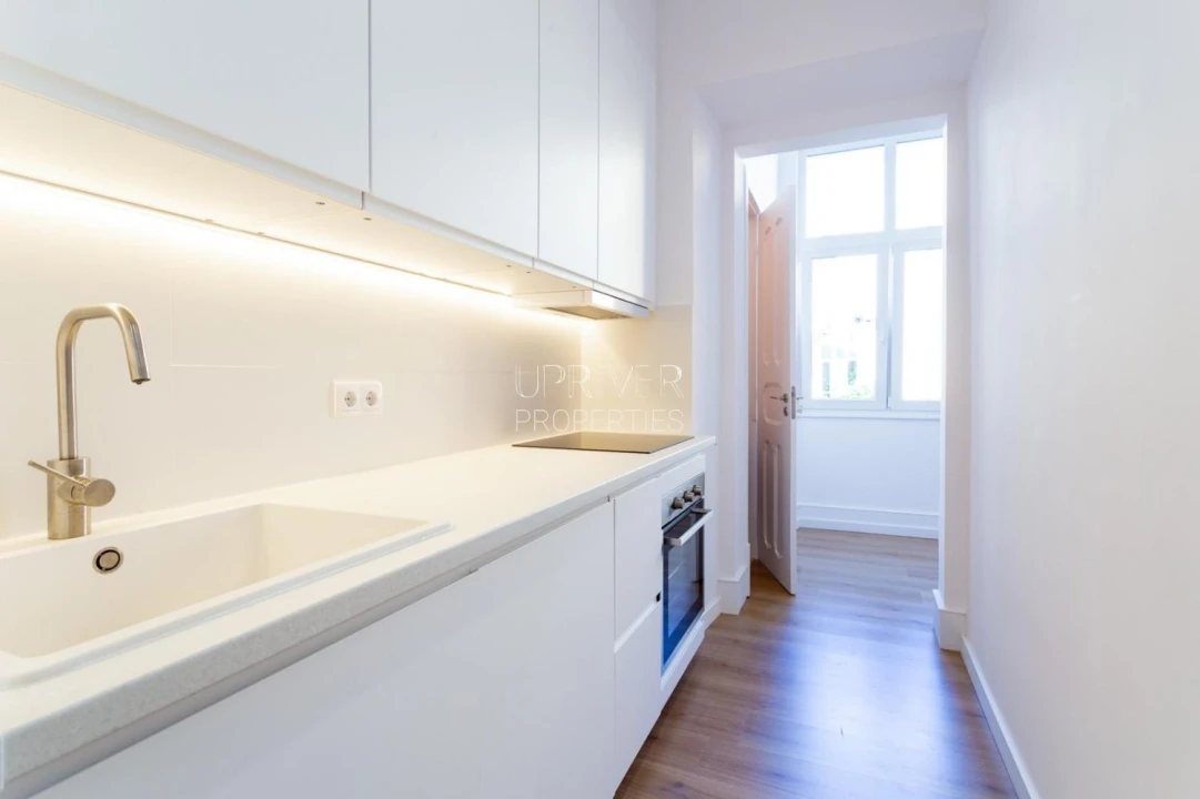 Apartamento T2 para Venda em Areeiro Foto 13