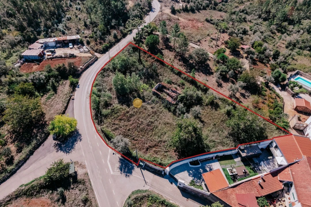 Terreno para Venda em Cernache Foto 1