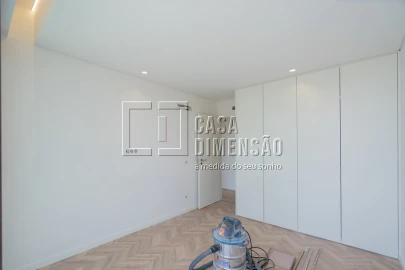 Moradia T3 para Venda em Charneca de Caparica e Sobreda