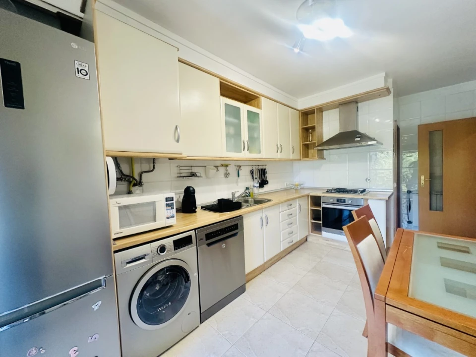Apartamento T3 para Venda em Abrantes (São Vicente e São João) e Alferrarede Foto 1