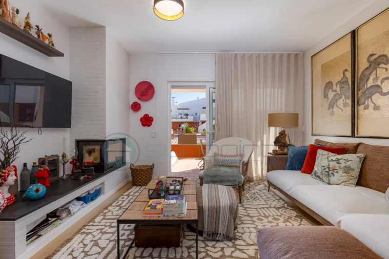 Apartamento T2 para Venda em Budens Foto 2