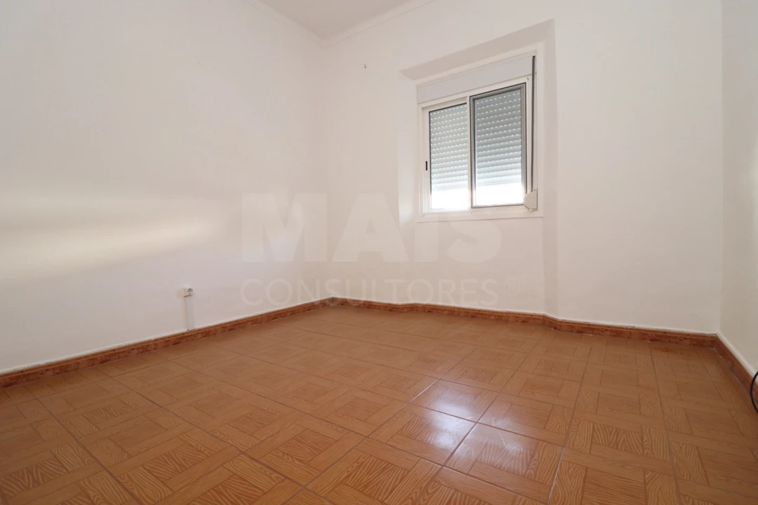 Apartamento T2 para Venda em Samora Correia Foto 12