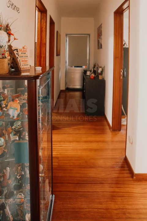 Apartamento T2 para Venda em Bombarral e Vale Covo
