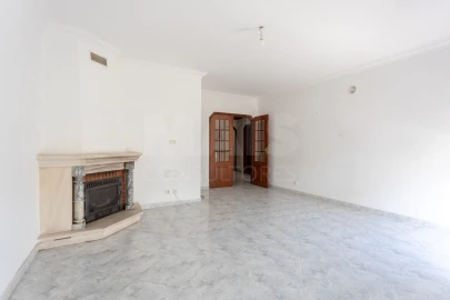 Apartamento T3 para Venda em Samora Correia