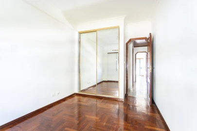 Apartamento T3 para Venda em Samora Correia