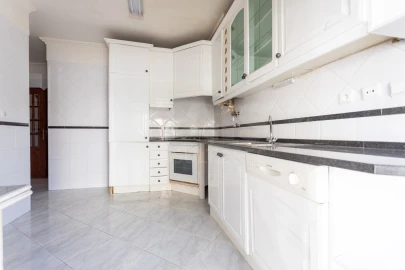 Apartamento T3 para Venda em Samora Correia