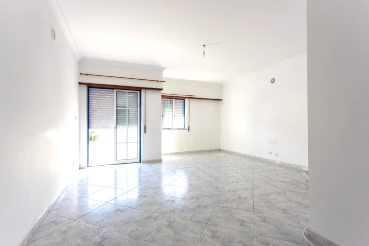 Apartamento T3 para Venda em Samora Correia Foto 2