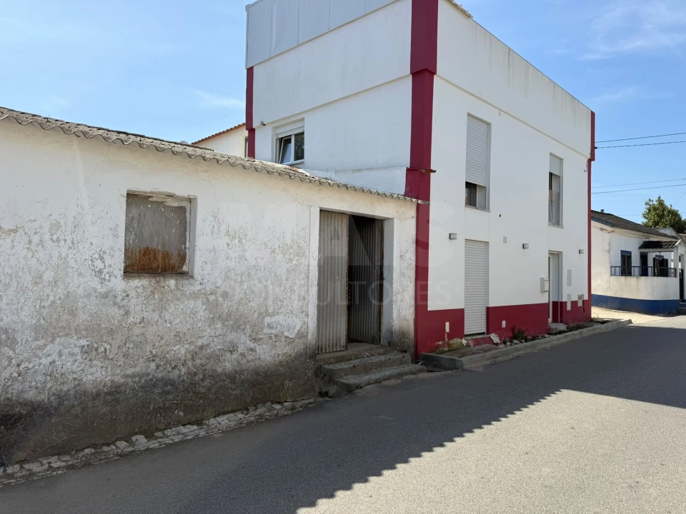 Moradia T1 para Venda em Carvalhal Foto 1