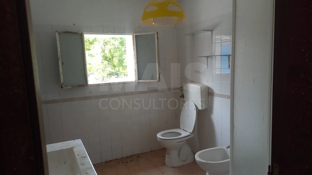 Moradia T2 para Venda em Branca Foto 6