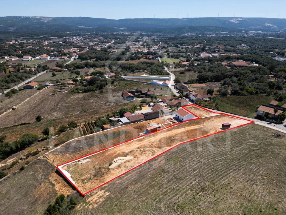 Terreno para Venda em Turquel Foto 1