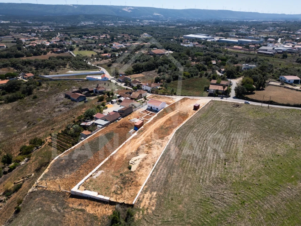 Terreno para Venda em Turquel Foto 3