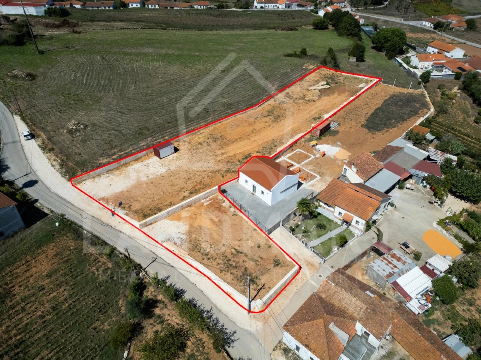 Terreno para Venda em Turquel Foto 2