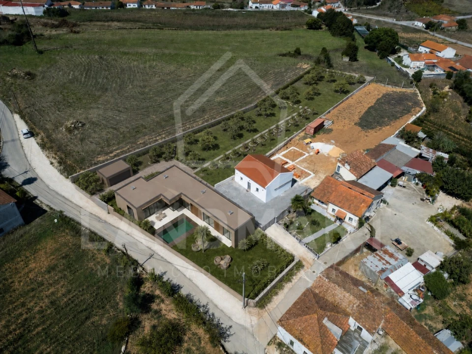 Terreno para Venda em Turquel Foto 8