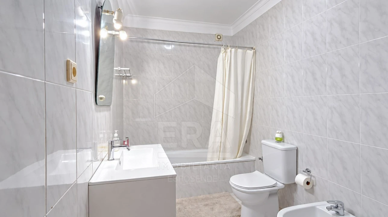 Apartamento T3 para Venda em Santa Maria Maior e Monserrate e Meadela Foto 13
