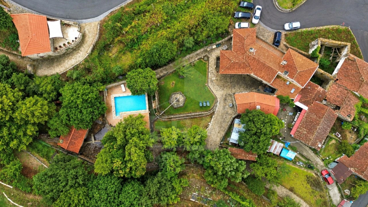 Moradia T4 para Venda em Gandra e Taião Foto 1