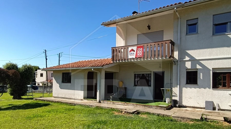 Moradia T4 para Venda em Carreço