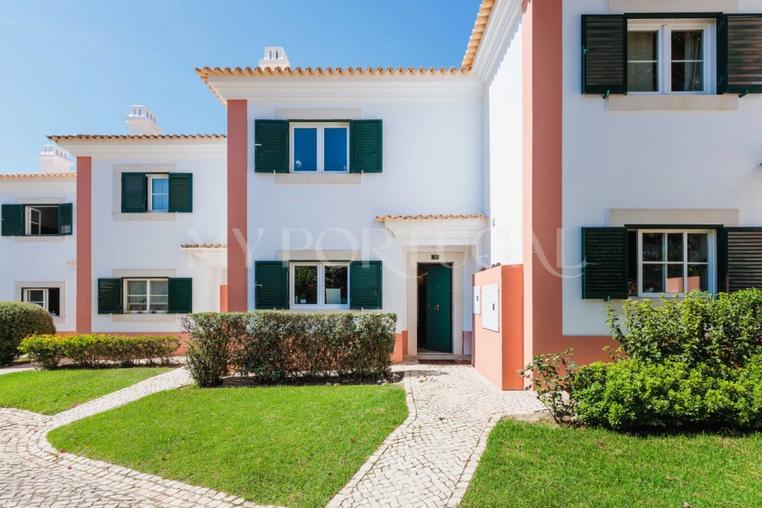 Moradia T3 para Venda em Cascais e Estoril Foto 1