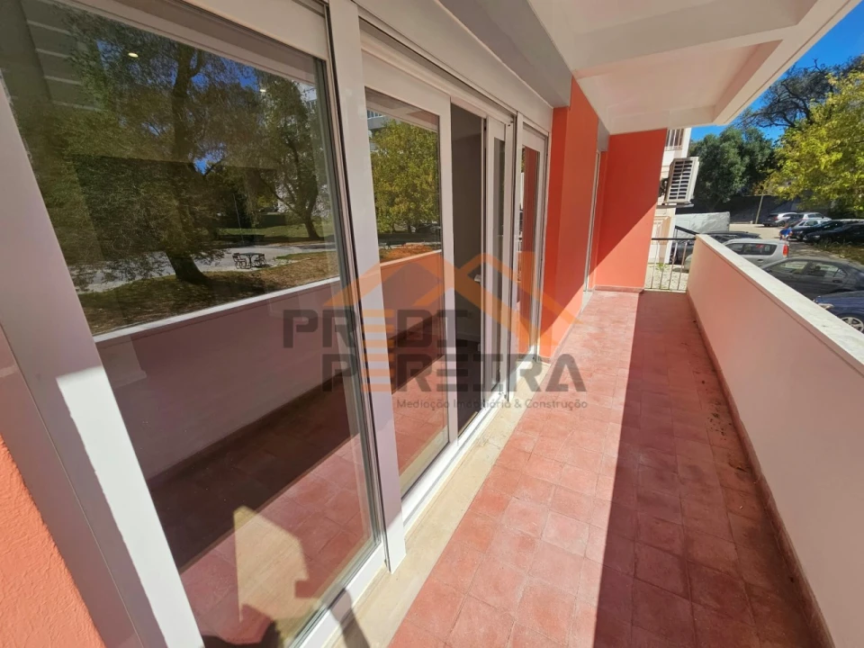 Apartamento T4 para Venda em Olivais Foto 12
