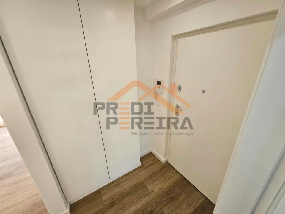 Apartamento T4 para Venda em Olivais Foto 13