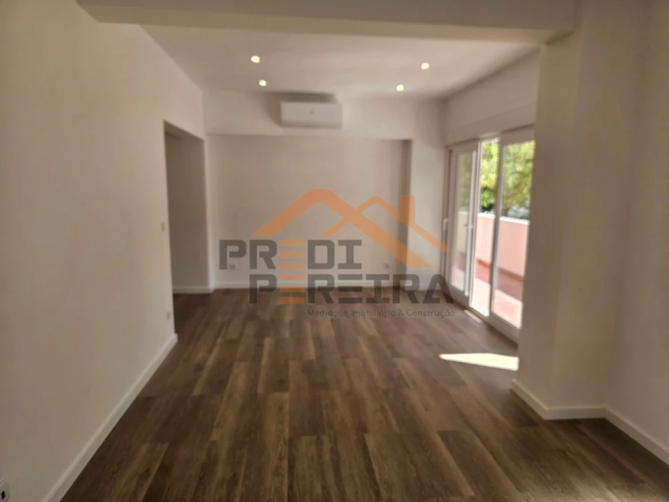 Apartamento T4 para Venda em Olivais Foto 18