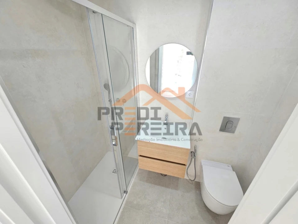 Apartamento T4 para Venda em Olivais Foto 21