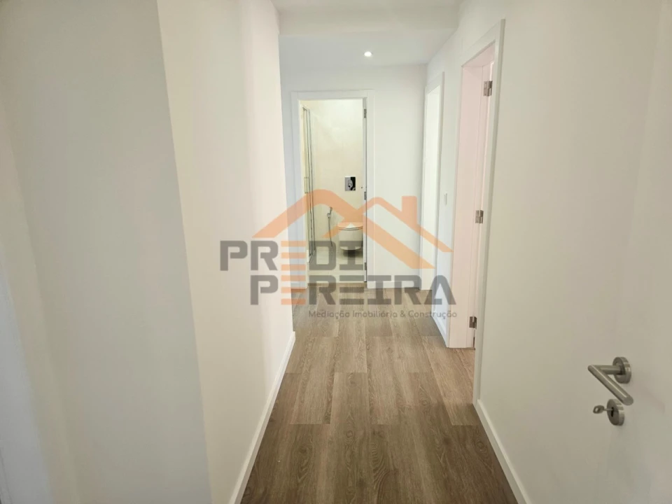 Apartamento T4 para Venda em Olivais Foto 24