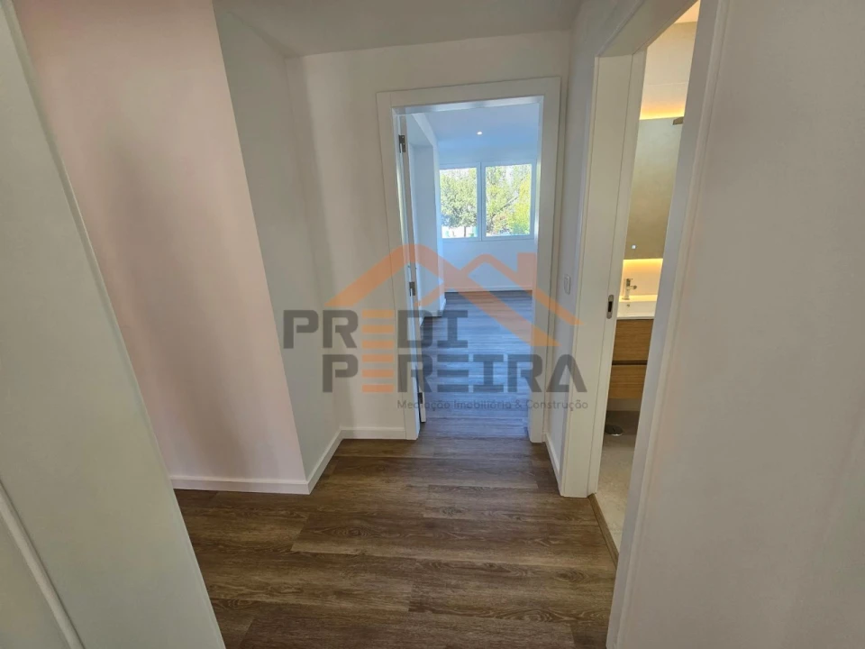 Apartamento T4 para Venda em Olivais Foto 28